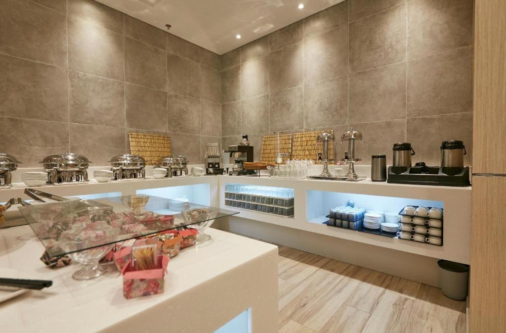 仰光威斯顿酒店 外观 照片
